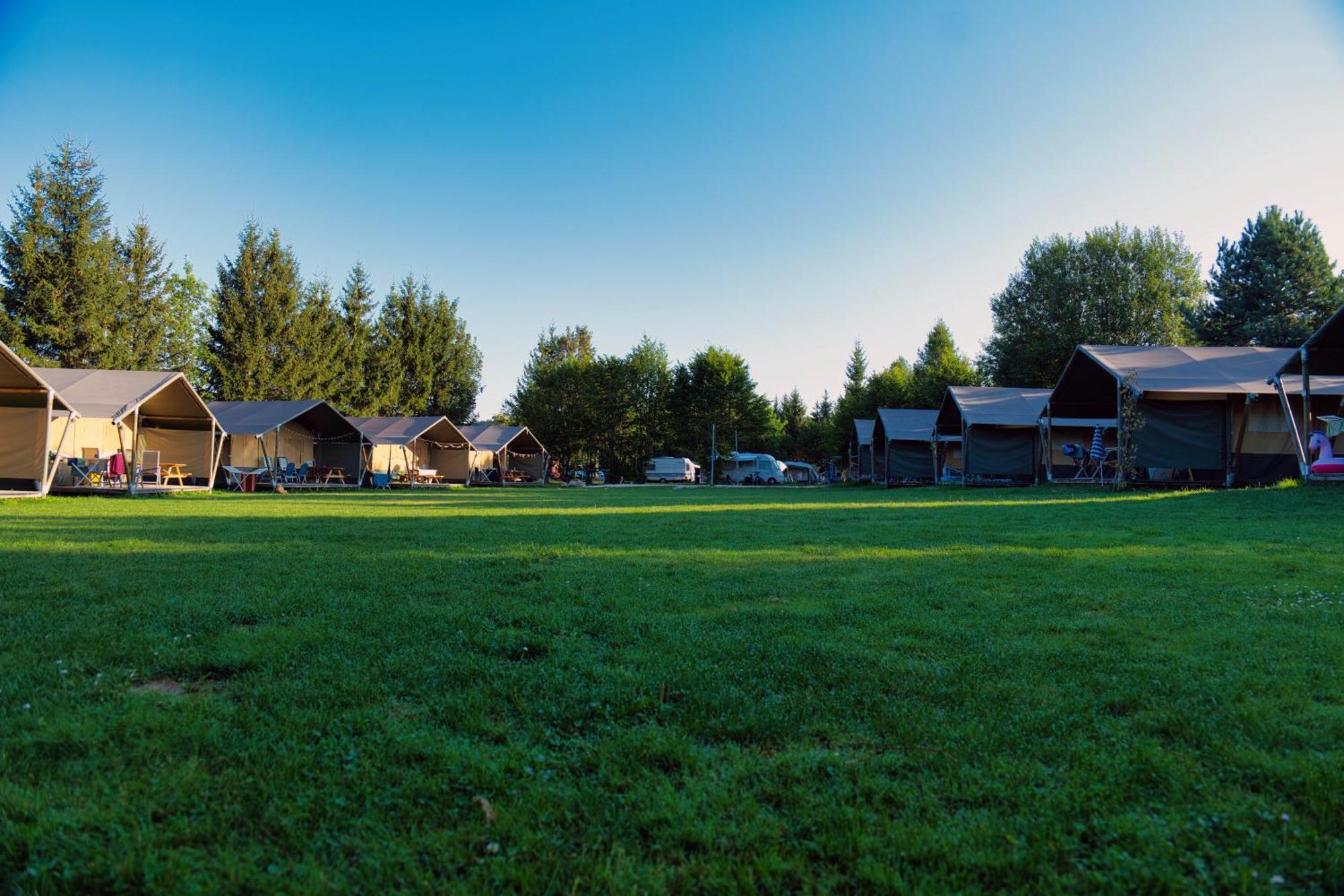 Camping 2000 Januv Dul Ngoại thất bức ảnh