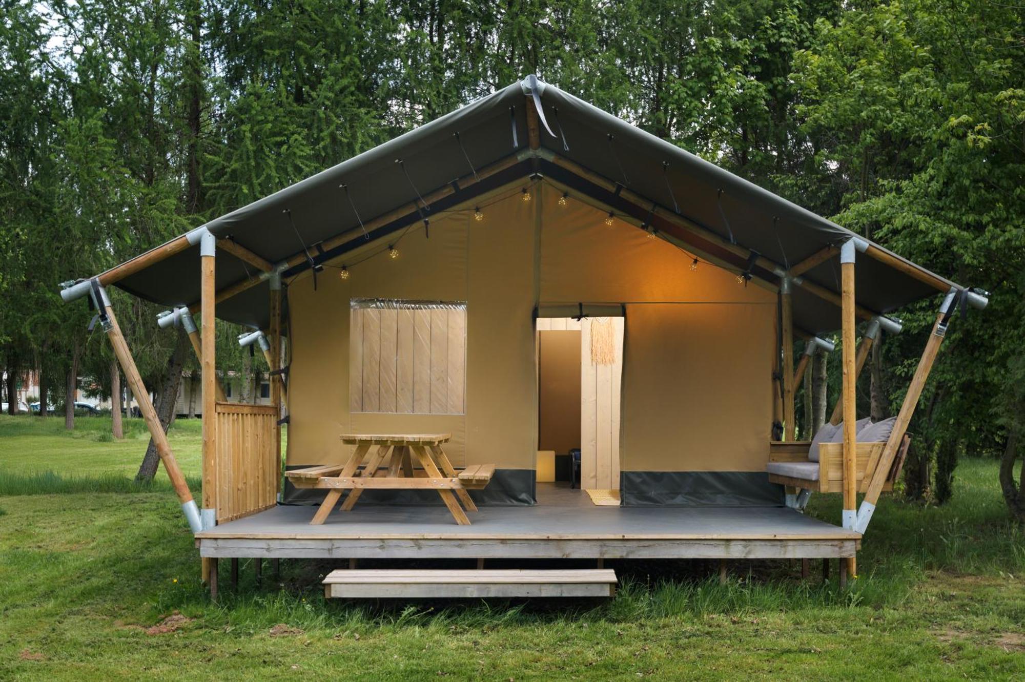 Camping 2000 Januv Dul Ngoại thất bức ảnh