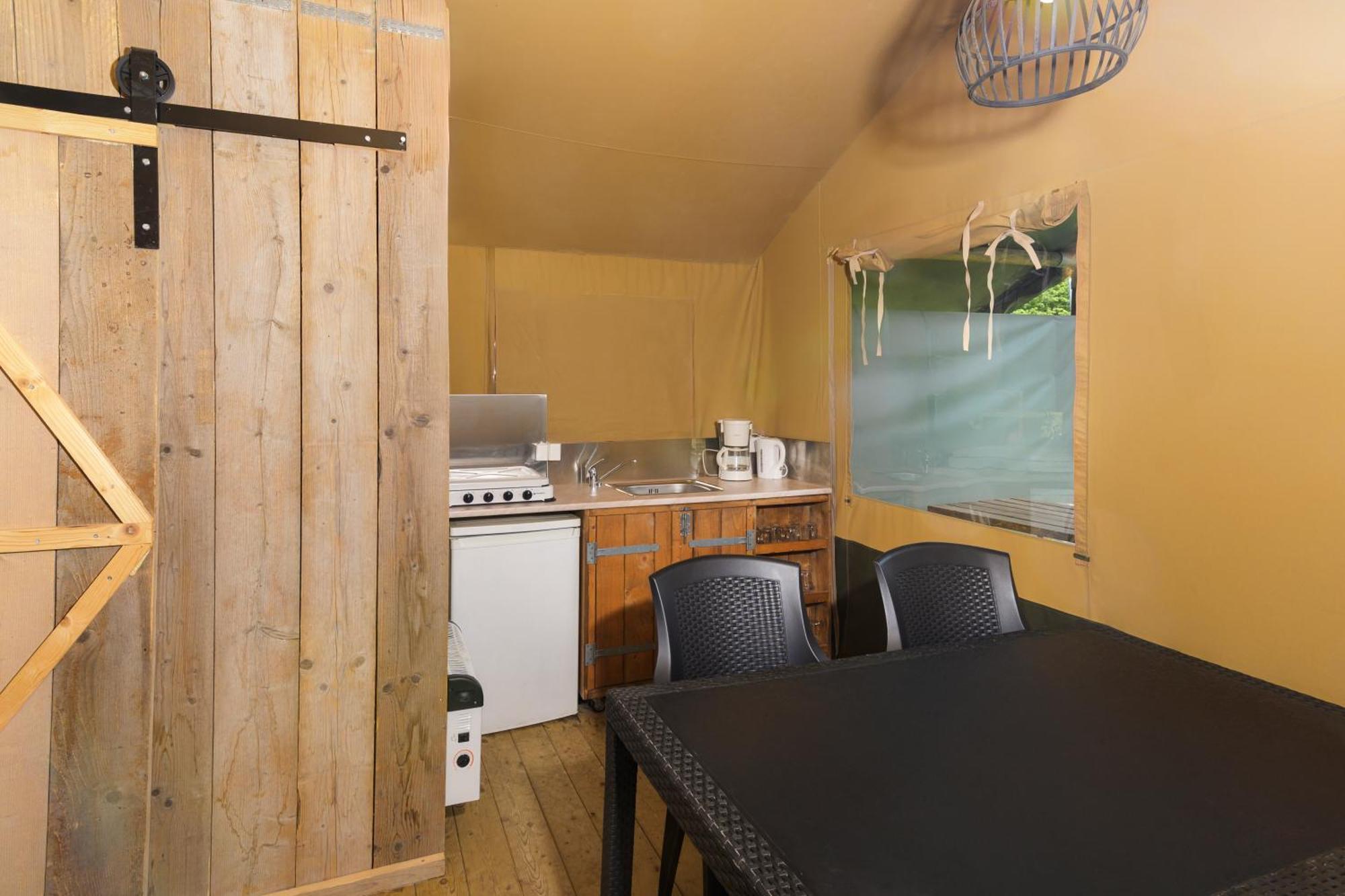 Camping 2000 Januv Dul Ngoại thất bức ảnh