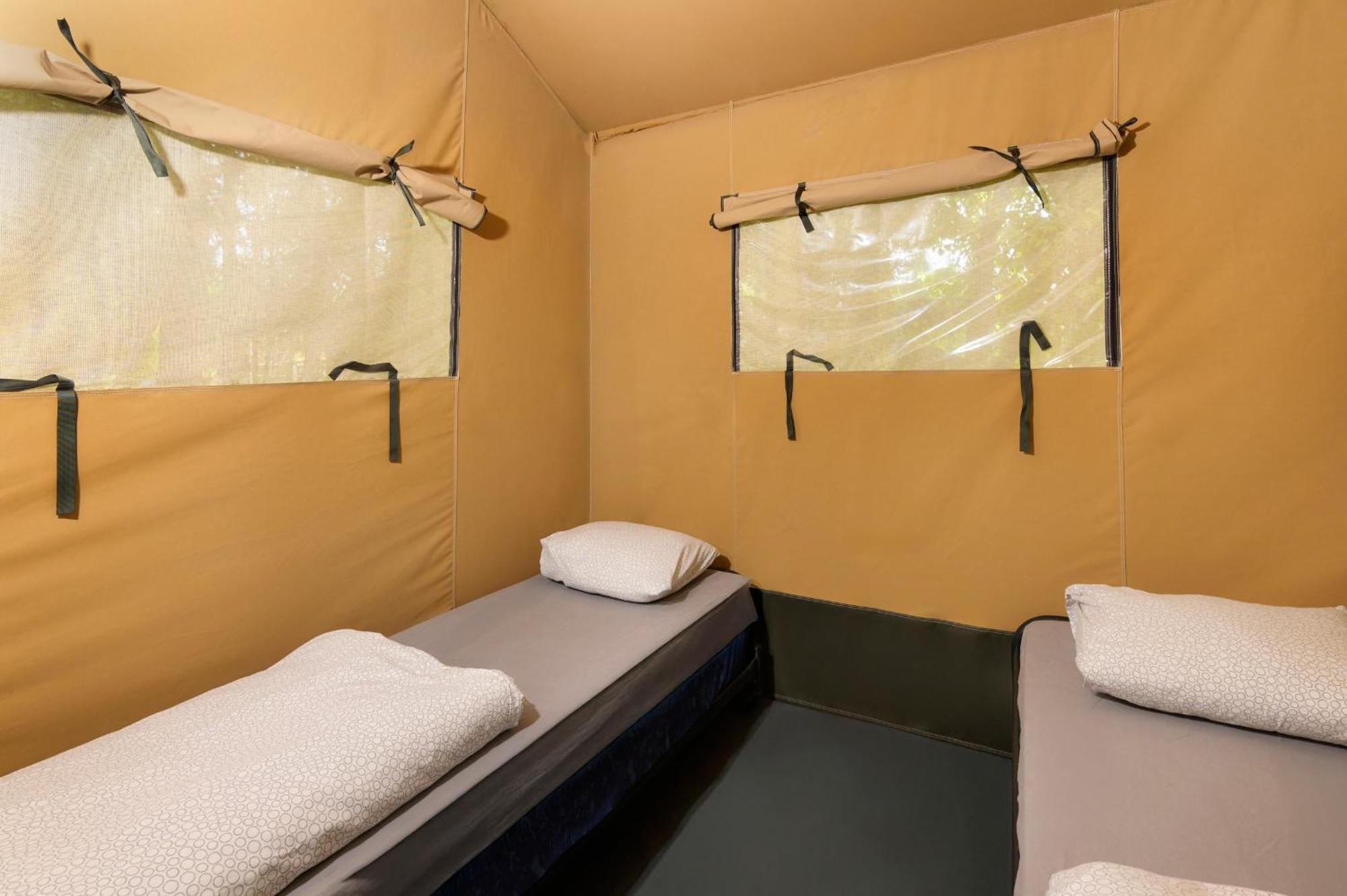Camping 2000 Januv Dul Ngoại thất bức ảnh